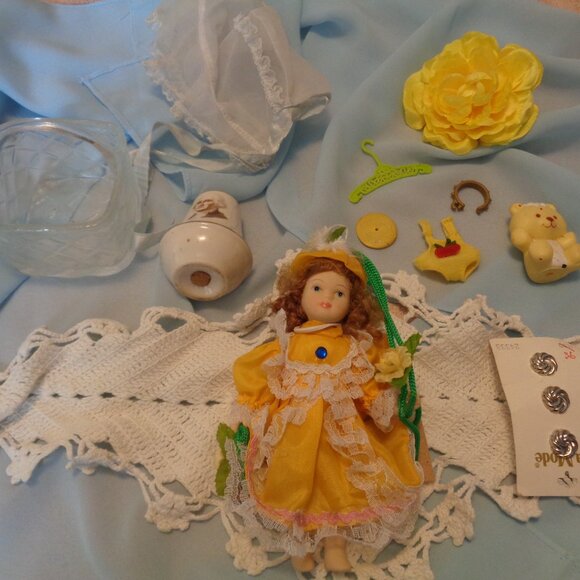 DOLLIE GLASS BASKET WASHINGTON SALT DOILY DODADS ETC LOT - Picture 4 of 15